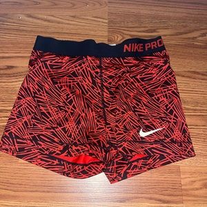 Red Pattern Nike Pro Shorts Size Medium